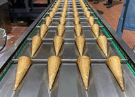 Équipement de production de cornet de crème glacée, installation automatique multifonctionnelle de 63 calibres de cuisson de 260*240 millimètre.